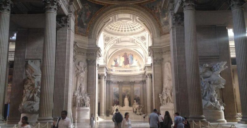 Paris: Latin Quarter Guided Walking Tour in German - The Value of This Tour