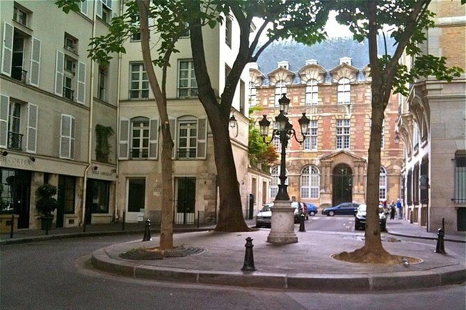 Paris Latin Quarter & Left Bank - History Walk (Small Group Tour) - An In-Depth Look at the Tour Experience
