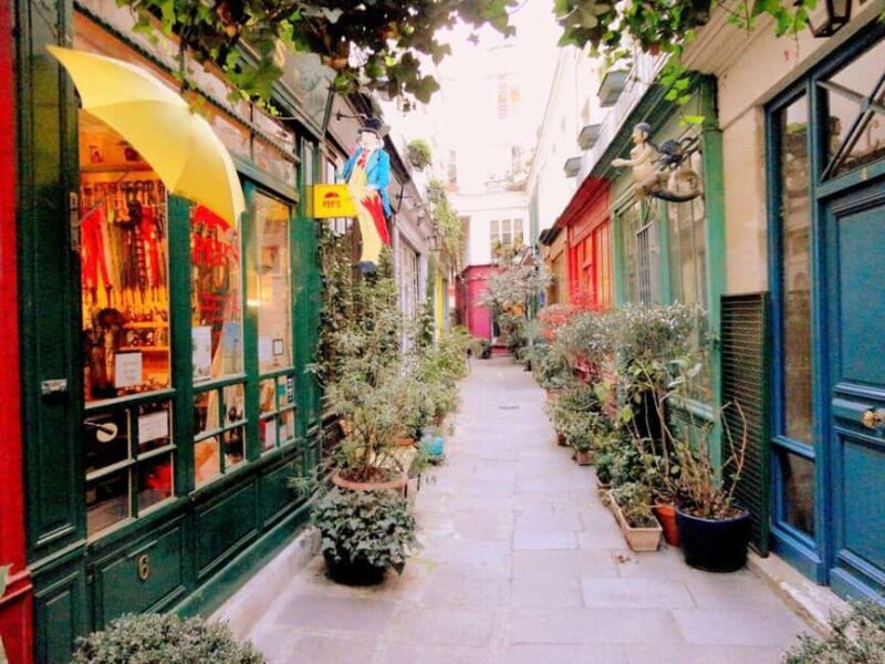 Paris: Le Marais District Guided Walking Tour with Coffee - The Overall Value