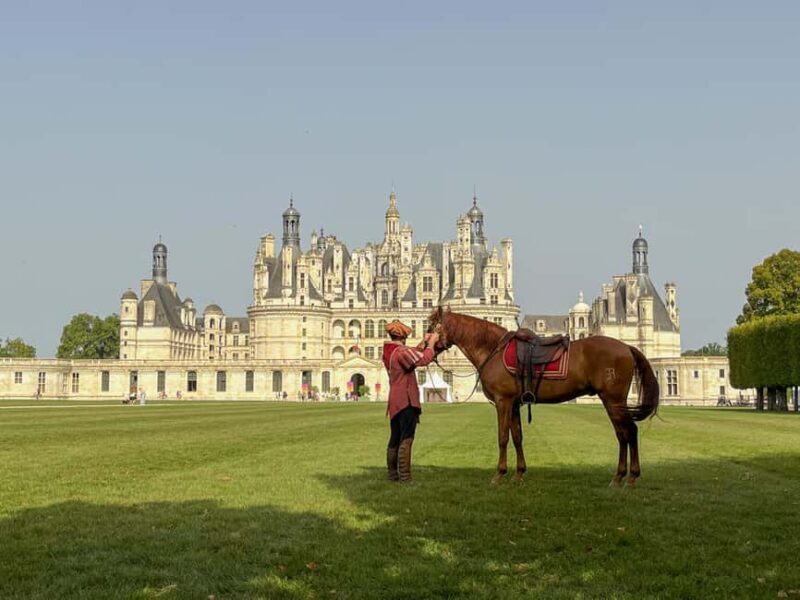 Paris: Loire Valley Castles Tour with Wine Tasting - First Impressions: Setting the Scene