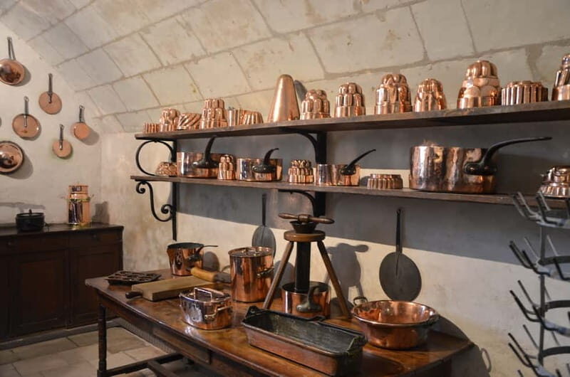 Paris: Loire Valley Castles Tour with Wine Tasting - The Wine Tasting Experience