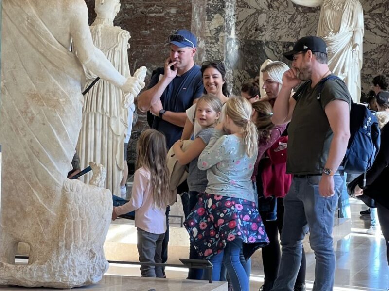 Paris Louvre: 2-Hour Private Tour for Groups or Families - Why Choose a Private Tour of the Louvre?