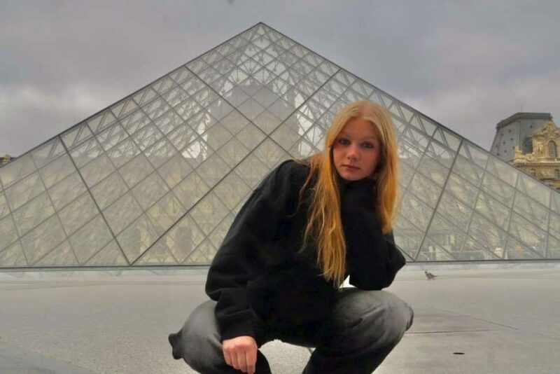 Paris: Louvre and Notre-Dame Private Photo Shoot - Who Is This Tour Best For?