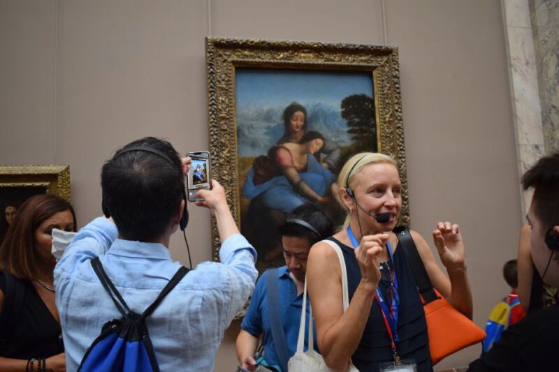 Paris: Louvre Masterpieces Tour with Pre-Reserved Tickets - The Pros and Cons Based on Real Experiences