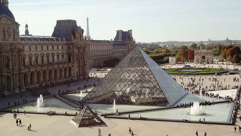 Paris: Louvre Museum Entry Ticket and Garden Walking Tour - An Introduction to the Parisian Landmarks