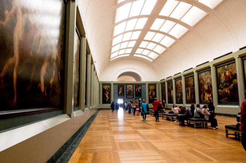 Paris: Louvre Museum First Entrance with host to Mona Lisa - Practical Details and Tips