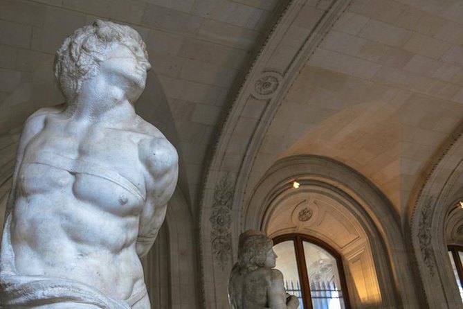 Paris Louvre Museum Must-Sees Guided Tour - Reserved entry: skipping the time sink