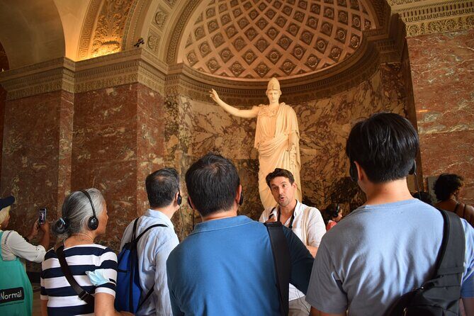 Paris Louvre Museum Private Guided Tour with Pre-Reserved Tickets - The Experience in Detail