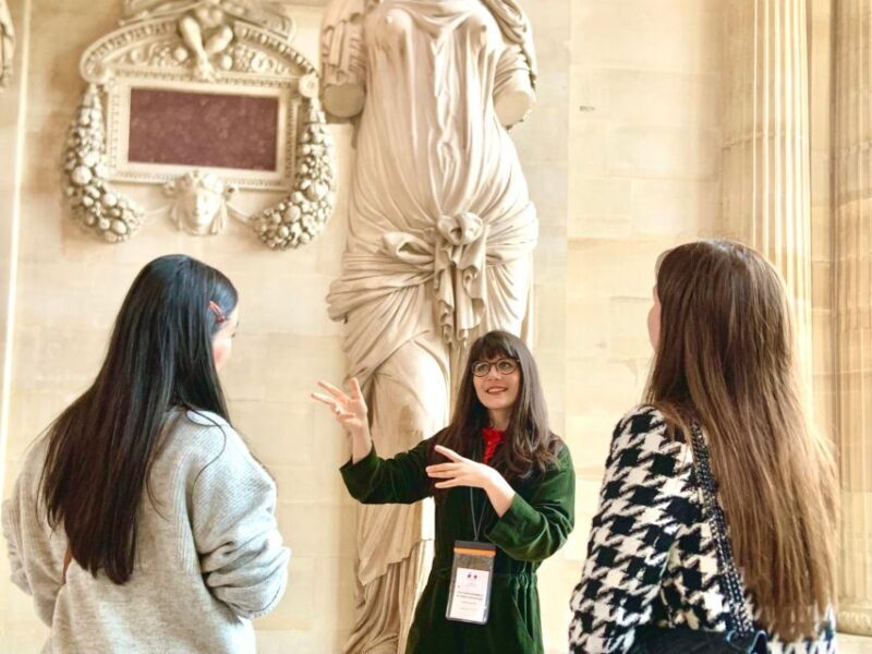 Paris: Louvre Museum Skip-the-Line Guided Tour with Artist - The Experience from a Reviewers Perspective