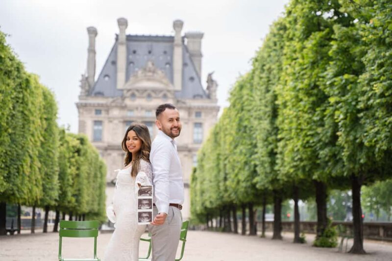 Paris: Louvre photoshoot or Seine bridges Eiffel Tower walk - FAQ