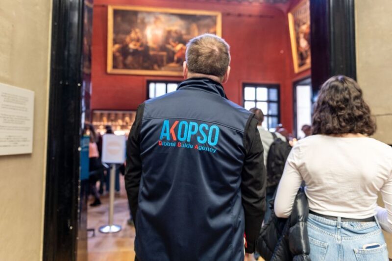 Paris: Louvre Private Family Tour for Kids + Reserved Entry - FAQ