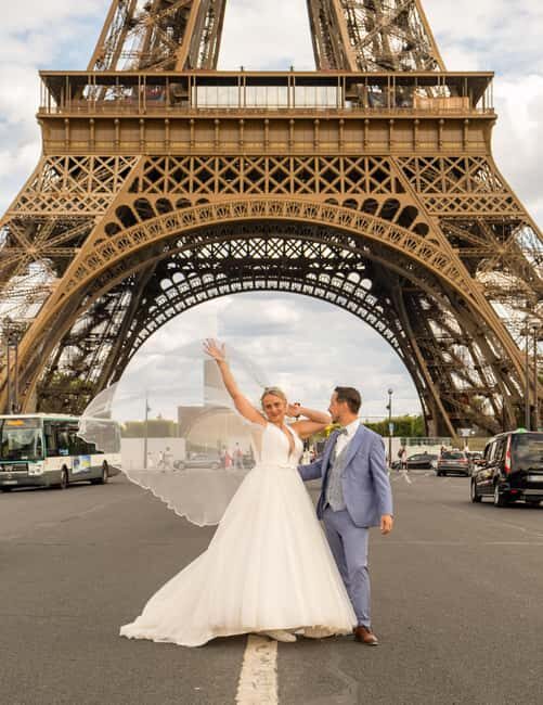 Paris : Louvre Street Photoshoot - FAQs