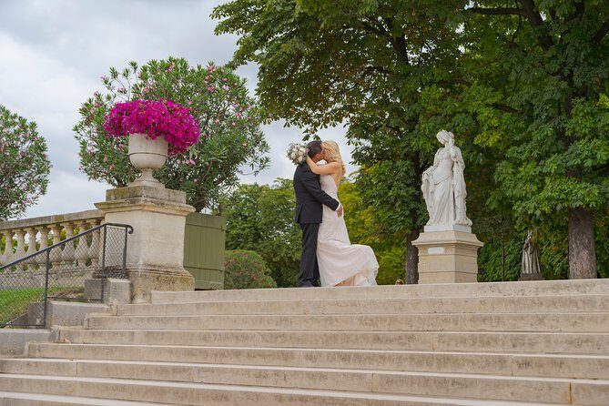 Paris Luxembourg Garden Wedding Vows Renewal Ceremony with Photo Shoot - What the Reviews Say