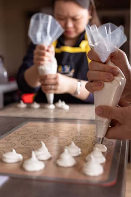 Paris: Macarons class in a parisian home - Key Points