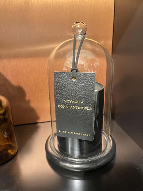 Paris: Marais District Perfume Private Walking Tour - What to Expect on the Perfume Private Walking Tour