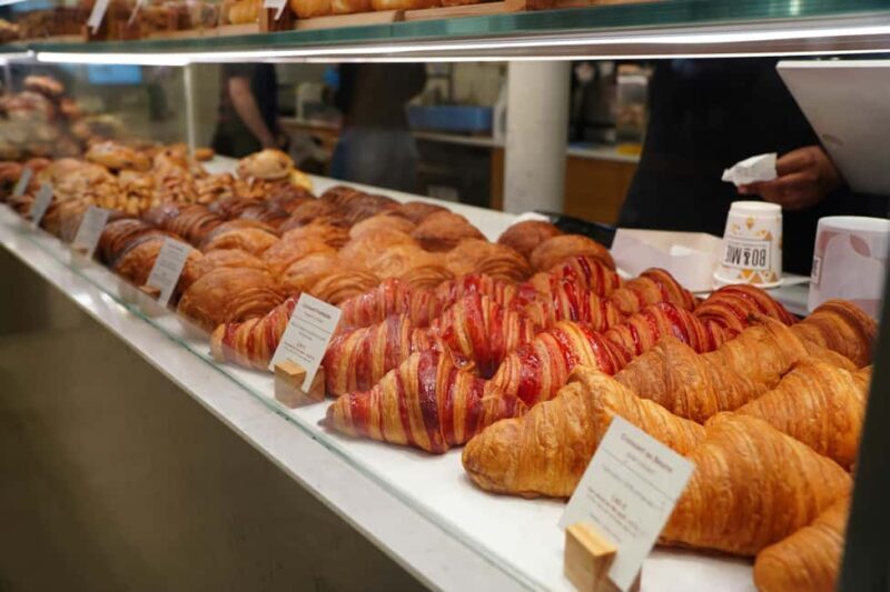 Paris: Montmartre Bakery and Pastry Food Tour with Tastings - Exploring the Tour in Detail