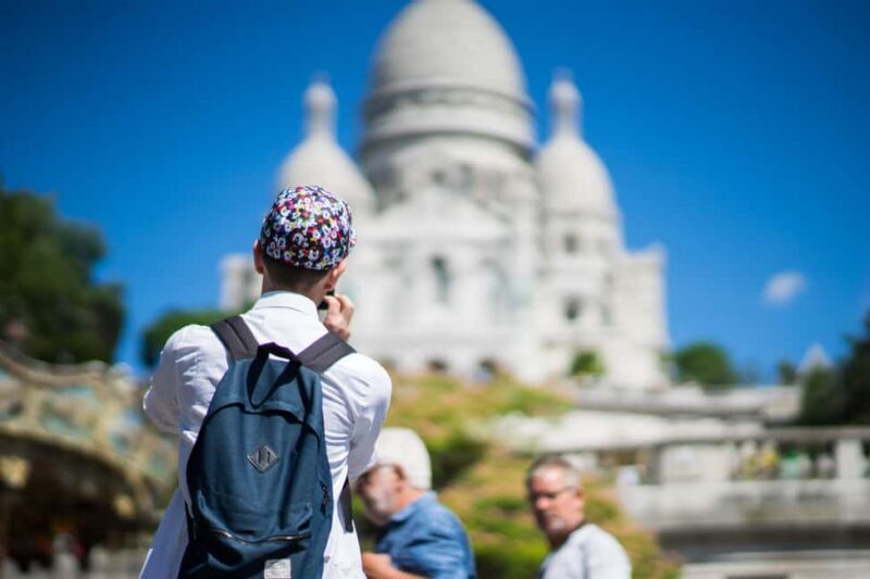Paris: Montmartre Group Tour in German - FAQs