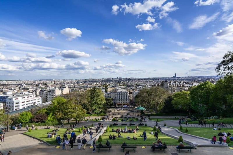 Paris: Montmartre Highlights Walking Tour with a Local Guide - What to Expect from the Tour