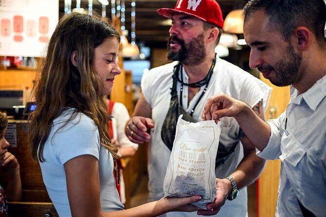 Paris Montmartre Private Walking Food Tour With Secret Food Tours - Who Should Consider This Tour?