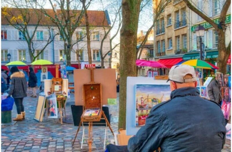 Paris: Montmartre Tour with Moulin Rouge and Sacré-Cur - FAQ