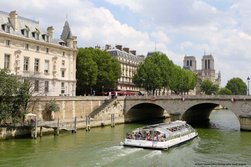 Paris: Montmartre Train Ride w/ Optional Seine River Cruise - Exploring the Paris: Montmartre Train Ride with Optional Seine River Cruise
