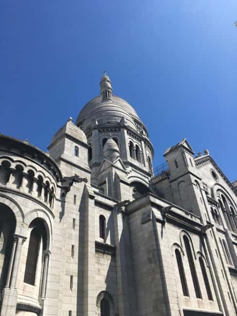 Paris: Montmartre Walking Tour with Sacré-Cur Entry Option - Key Points