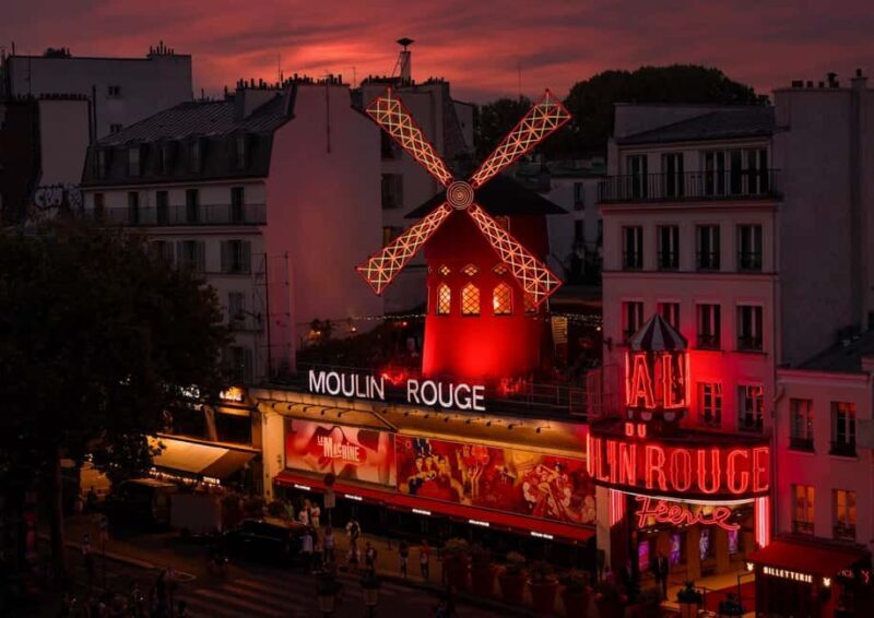 Paris: Moulin Rouge Cabaret Show Ticket with Champagne - Who Should Consider This Experience?