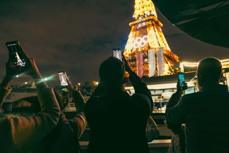 Paris: Night Small-Group Bike Tour & Boat Cruise - Key Points