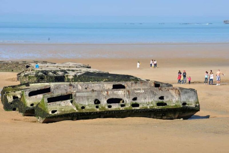 Paris: Normandy D-Day Beaches Guided Tour by Train - Lunch and Reflection