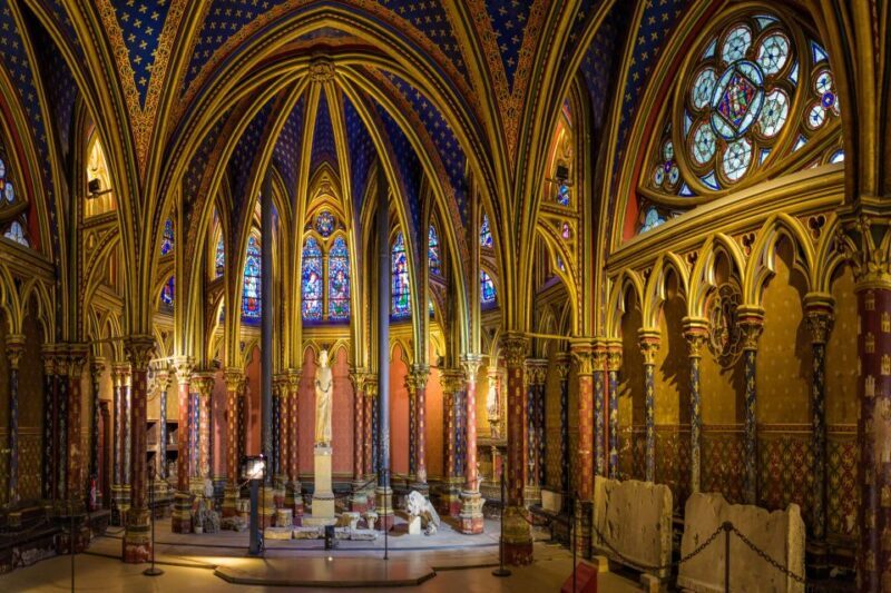 Paris Old Town Highlights Guided Walking Tour - An In-Depth Look at the Tour Itself