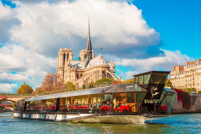 Paris - One Hour Seine River Cruise with Recorded Commentary - The Overall Experience: Who Should Consider It?