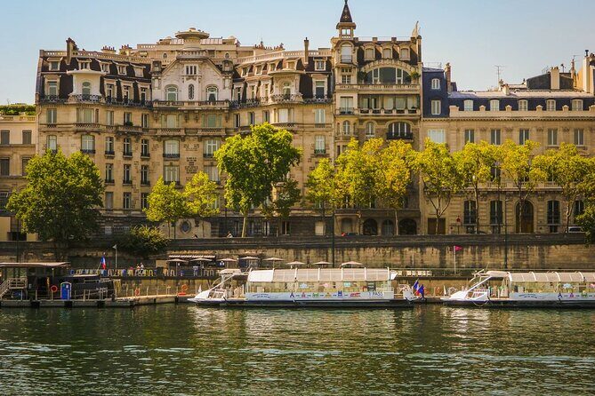 Paris - One Hour Seine River Cruise with Recorded Commentary - FAQ