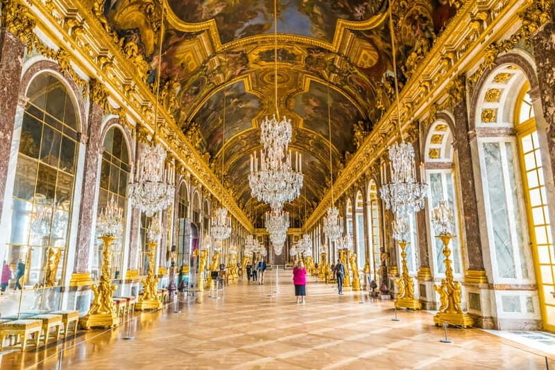 Paris: Palace of Versailles Guided Tour with Bus Transfers - Key Points
