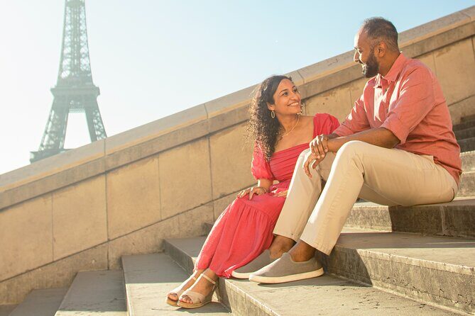 Paris Photo Shoot Session  Eiffel Tower Photographer - The Downsides?
