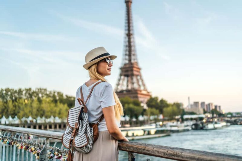 Paris: Photoshoot at The Big Three - Key Points