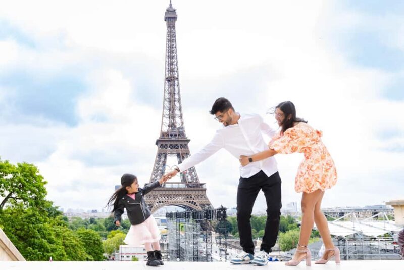 Paris: Premium Photoshoot with Iconic Eiffel Tower Views - FAQ