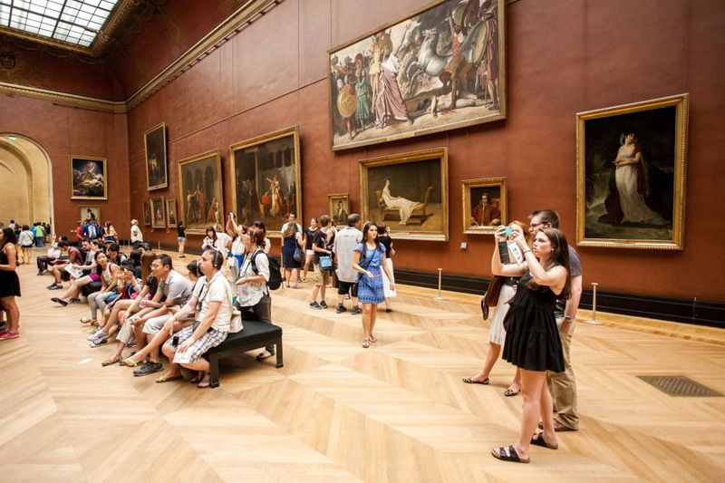 Paris: Priority Access, Guided Louvre Museum Tour w/ Expert - Timing meets the calendar: closures you need to know