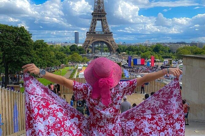 Paris Private and Customized Tour with Driver-Guide for Layovers - FAQs