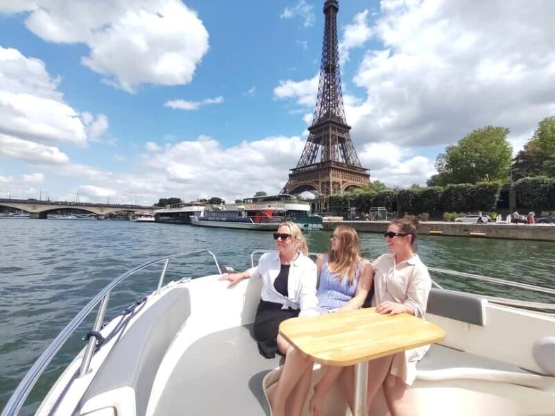 Paris private boat Seine River start near Eiffel Tower - Authentic Feedback from Travelers