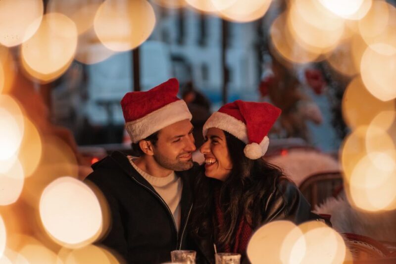 Paris: Private Christmas Photoshoot with Props - The Itinerary in Detail