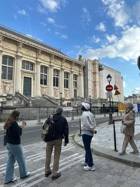 Paris: Private City of Lights Walking tour and Seine Cruise - An In-Depth Look at the Tour Experience
