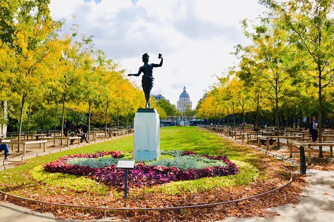 Paris: Private City Tour by Car with Driver and Guide - FAQ