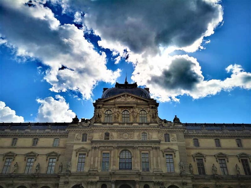 Paris: private city tour with seine river cruise - Key Points