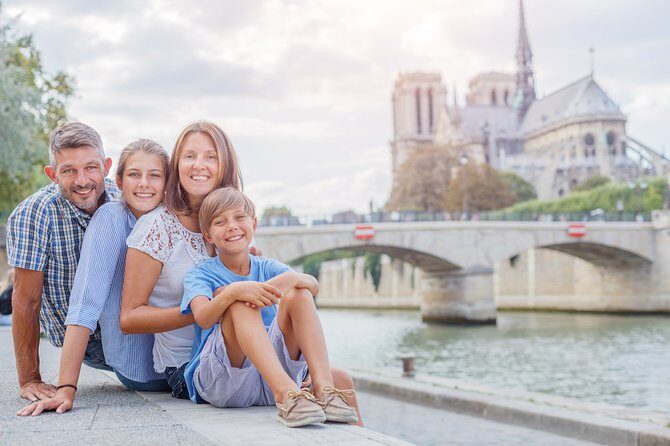 Paris Private Family Tour - City Highlights & the Best Museum for Kids - A Closer Look at the Itinerary