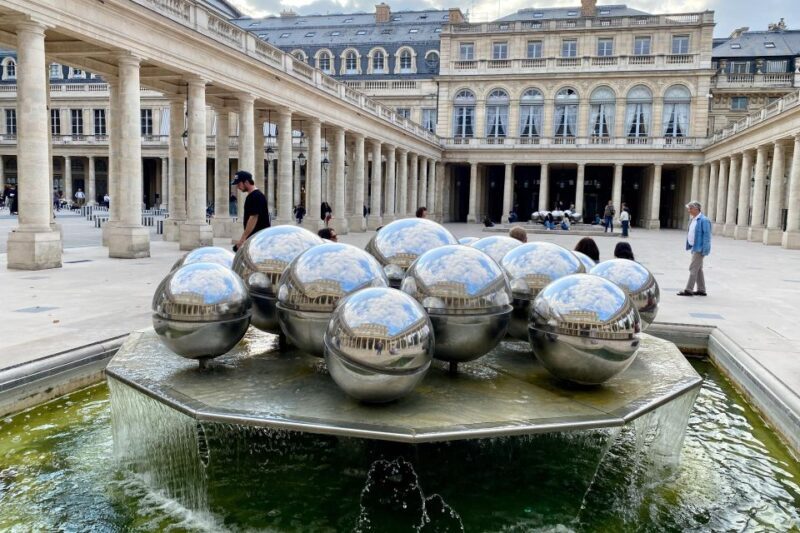 Paris Private Full Day 7 Iconic Sights City tour by Mercedes - Who Will Love This Tour?