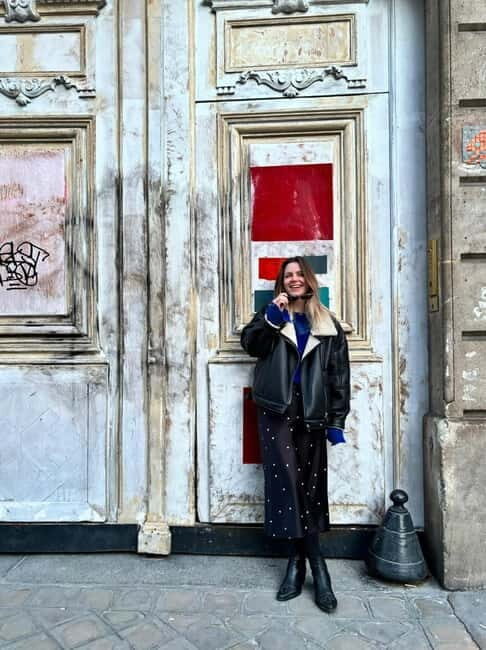 Paris: Private Guided Tour with a Local in English/Russian - What to Expect from the Tour