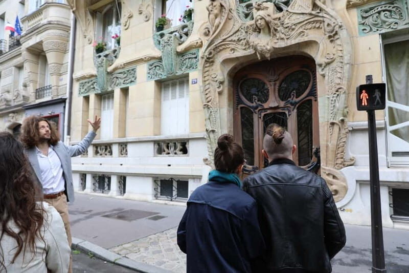 Paris - Private Guided Tour with Art nouveau Theme - Key Points