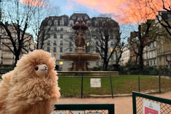 Paris Private Guided Walking Tour with Notre-Dame Outdoor - What’s Included and What’s Not