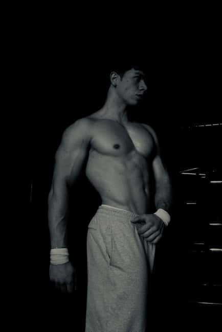 Paris: Private Gym Photoshoot with Photographer - The Sum Up