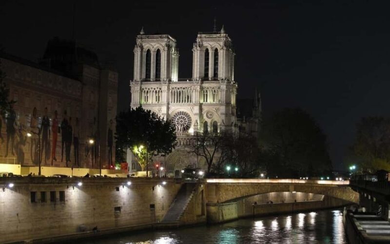Paris: Private Night Sightseeing Tour by a Local - First Impressions and Overall Feel